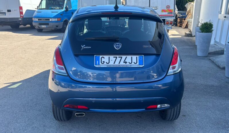 Lancia Ypsilon – 2022 pieno