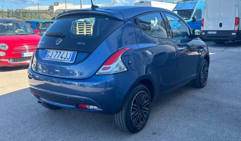 Lancia Ypsilon – 2022 pieno
