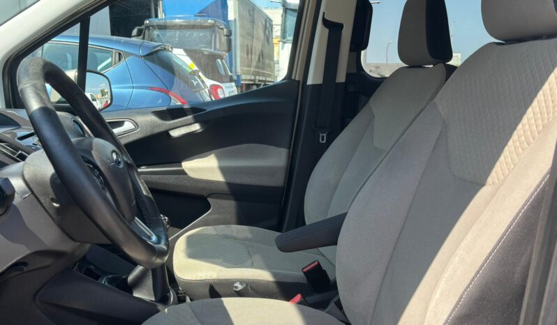 Ford Tourneo Courier – 2016 pieno