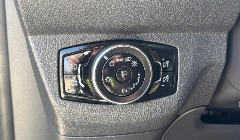 Ford Tourneo Courier – 2016 pieno