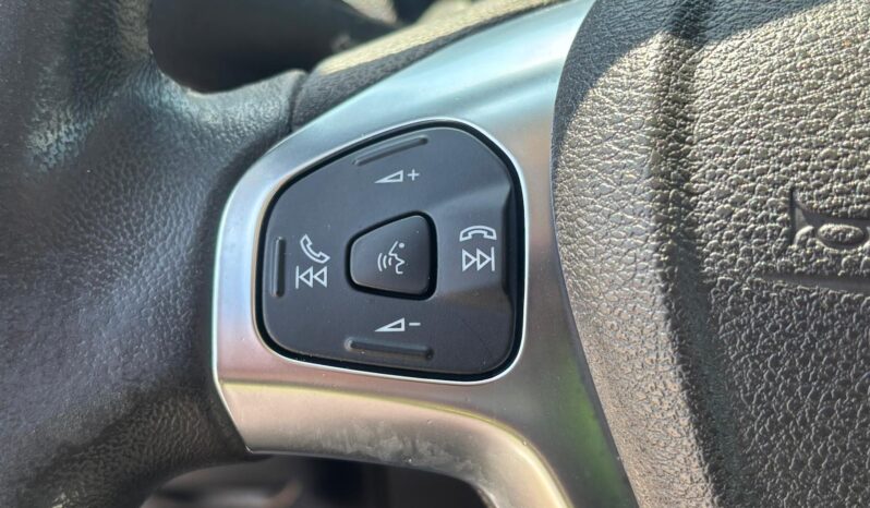Ford Tourneo Courier – 2016 pieno
