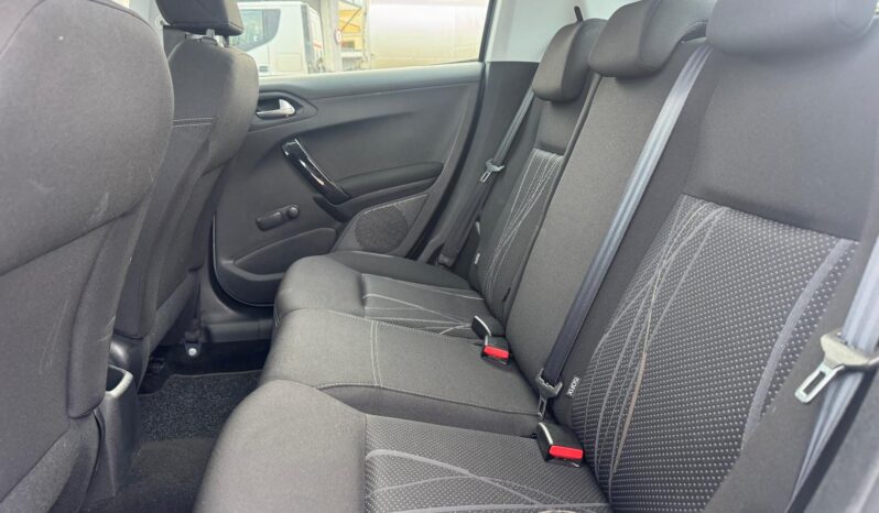 Peugeot 208 – 2014 pieno