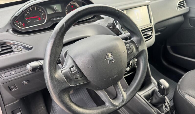 Peugeot 208 – 2014 pieno