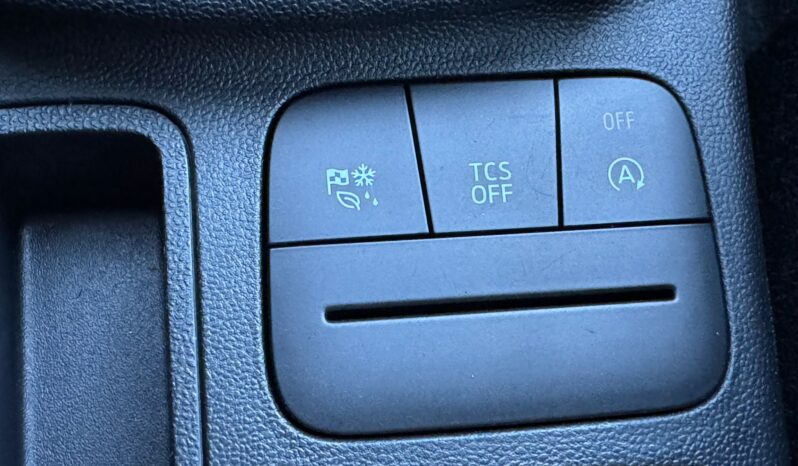 Ford Fiesta – 11/2023 18000 km !!! pieno